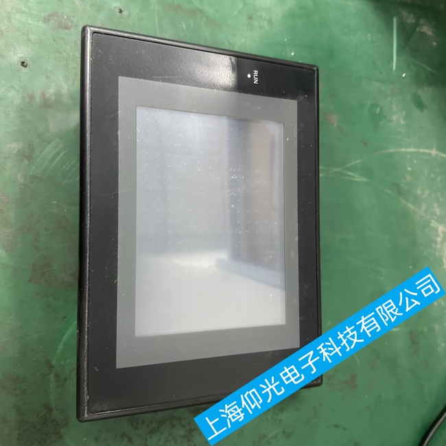 惠州歐姆龍觸摸屏NS5-SQ10B-V2通電幾分鐘后屏幕變成藍(lán)屏故障維修服務(wù)中心